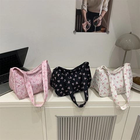 Sac à Épaule en Tissu Matelassé Imprimé Nœud de Style Coréen Pour Femmes Doux Design de Niche Sac Sous le Bras Sac Décontracté Quotidien