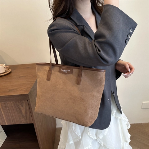Women Large Capacity Suede Fabric Tote Bag Minimalist Solid Color Shoulder Bag Casual Commute Frosted Texture Handbag