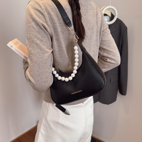 Women Hobo Bag Artificial Pearl Chain PU Leather Half Moon Shape Underarm Crossbody Bag French Chic Elegant Commuter Style Handbag