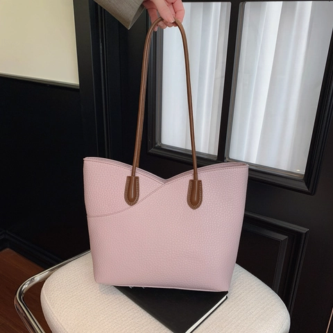 Sac Fourre-tout pour Femmes Grande Capacité Minimaliste Cuir PU Grain de Galet Sac à Épaule Navette Urbaine Bureau Avec Charme d'Ours