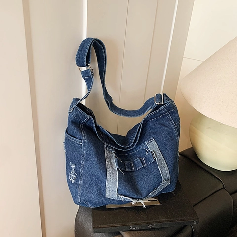 Vintage Denim Crossbody Bag Large Capacity Distressed Frayed Edges Adjustable Strap Women Casual Shoulder Hobo Bag