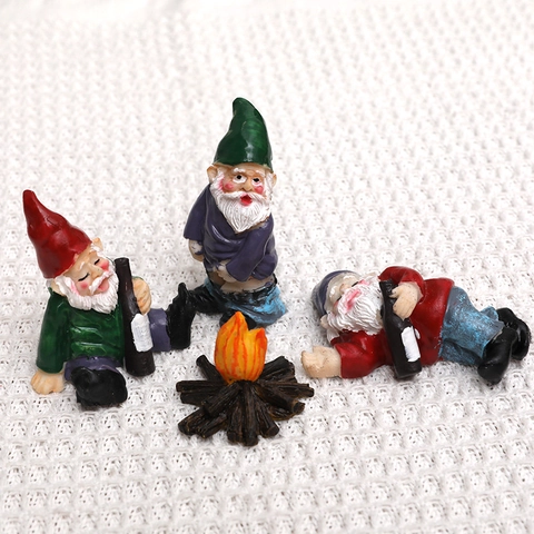 Funny Resin Garden Gnome Set Naughty Drunk Dwarf Miniature Figurines With Campfire For Outdoor Lawn Yard Patio Decor Gift