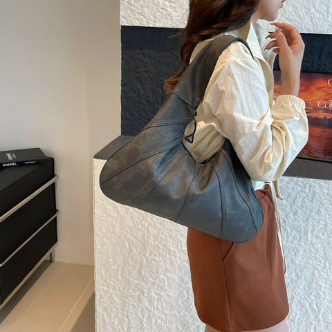 Women Large Capacity PU Leather Hobo Bag Geometric Stitching Crescent Shoulder Bag Vintage Wide Strap Daily Tote Bag
