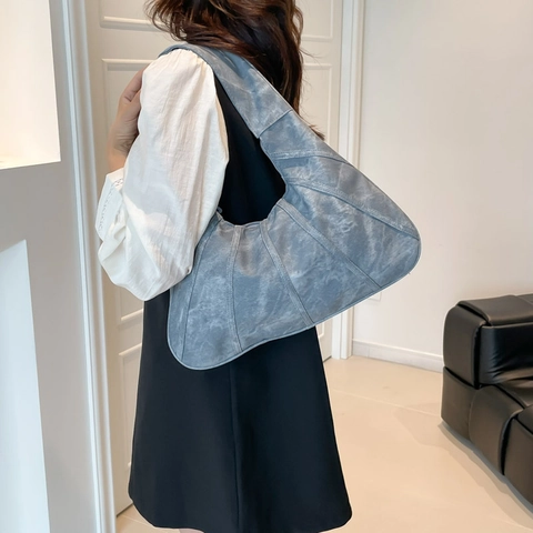 Vintage Large Capacity Hobo Shoulder Bag For Women PU Leather Minimalist Stitched Fashion Commuting Underarm Tote Bag