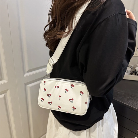 Bolso Bandolera Para Mujer Con Estampado de Cerezas en Cuero PU Correa Ancha Moderna Bolso Cámara Casual Diario Bolso Cuadrado