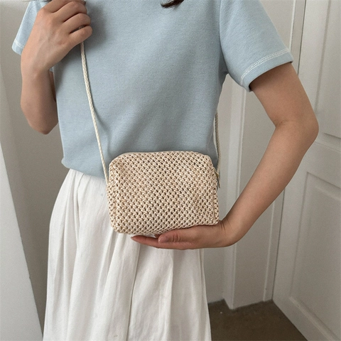 Summer Mini Handmade Woven Crossbody Straw Bag For Women Bohemian Style Beach Vacation Small Square Bag With Metal Zipper