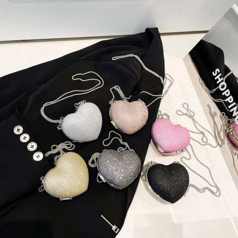 Mode Hartvormige Glitter Mini Schoudertas Voor Vrouwen Glanzende Avondfeest Crossbody Tas Met Metalen Kettingriem Stijlvol Accessoire