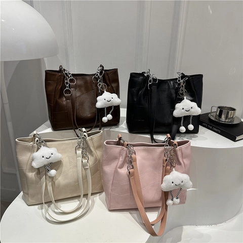 Dames Minimalistische PU Leren Tragetasche Geometrische Patchwork Schoudertas Met Kettingriem Grote Capaciteit Woon-werk Handtas Wolkenhanger