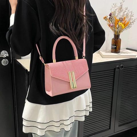 Women Fashion PU Leather Crossbody Bag Woven Texture Flap Top Handle Single Shoulder Small Square Bag With Metal Buckle