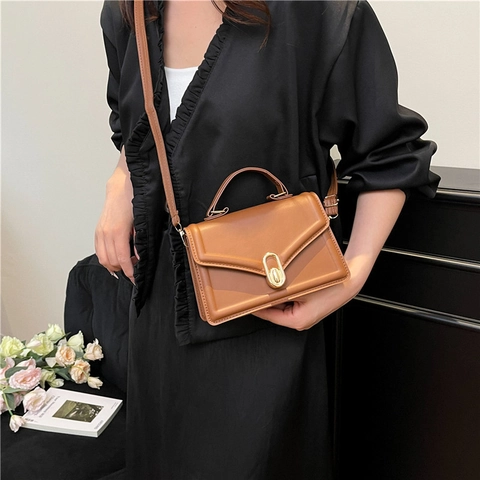 Borsa A Tracolla Da Donna In Pelle PU Piccola Borsa Quadrata Manico Superiore Chiusura In Metallo Dorato Patta Versatile