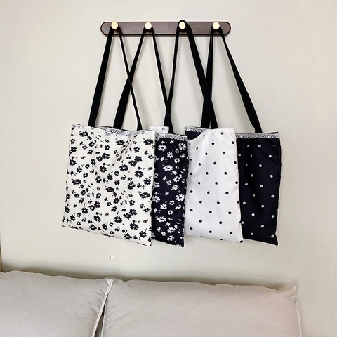 Damen Canvas Tote Bag Mit Blumenmuster Und Spitze Koreanischer Ins-Stil Große Kapazität Schultertasche