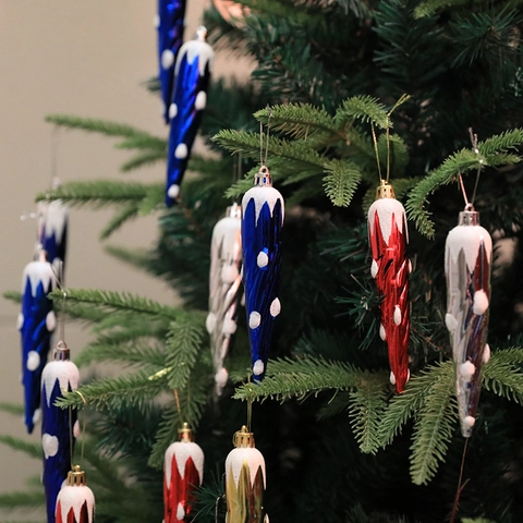 Kunststoff Galvanisiert Christbaumschmuck Eiszapfen Hängende Ornamente Spiraldesign Mit Schneeeffekt Für Feiertag Home Party Dekoration