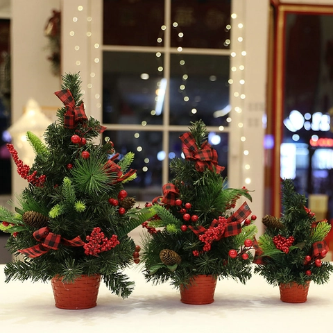 Mini Albero di Natale da Scrivania Con Fiocco a Quadri Rosso Bacche e Pigne Piccolo Albero di Natale Artificiale per Casa Ufficio