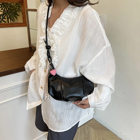 Borsa a Spalla Plissettata da Donna in Pelle PU Borsa a Tracolla Con Ciondolo a Cuore Minimalista Street Trendy Fashion Hobo