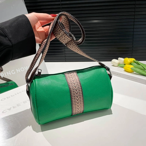Sac Bandoulière Tonneau en Cuir PU Souple pour Femme Texture Litchi Large Bandoulière Ethnique Sac à Épaule Mode Casual Voyage