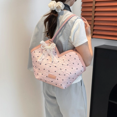 Borsa Tote da Donna Grande Capacità Motivo a Fiocchi Dolce Apertura a V in Pelle PU Borsa a Spalla Con Pendente in Pizzo