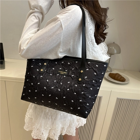 Women Tote Bag PU Leather Large Capacity Pleated Quilted Texture Bow Print Commuter Shoulder Handbag Sweet Fashion Casual