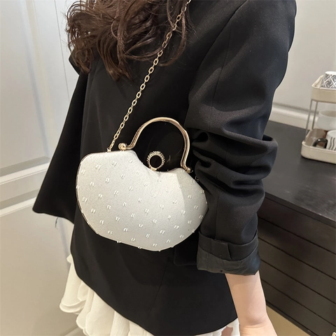 Sac De Soirée En Forme De Cœur Pour Femmes Tissu Denim Fermoir En Strass Poignée En Métal Doré Bandoulière Chaîne Élégant