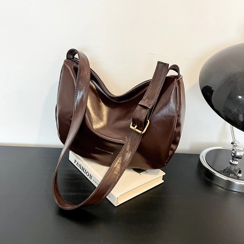 Bolso de Axila de Cuero PU Retro Francés para Mujer Bolso de Hombro de Media Luna de Color Sólido Minimalista Bolso Hobo de Moda