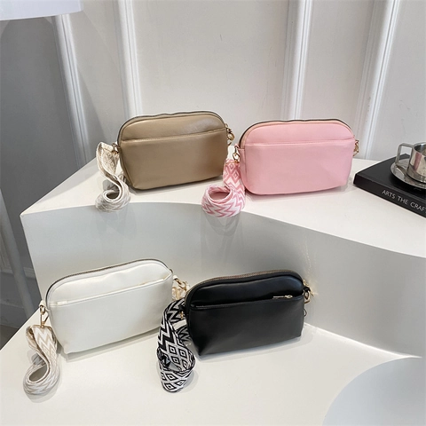Trendy Women PU Leather Small Square Crossbody Bag With Wide Geometric Strap Chic Solid Color Camera Bag Daily Fashion