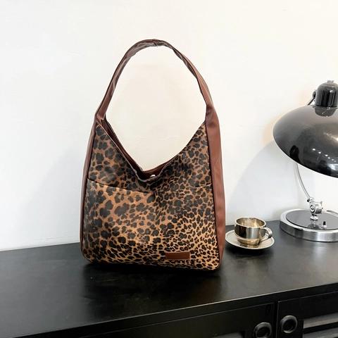 Borsa Hobo Donna Con Stampa Leopardata Grande Capacità In Pelle PU Borsa A Spalla Retro Minimalista Quotidiana