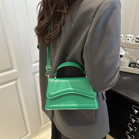 Moda Piccola Borsa Quadrata Donna Urbana Minimalista Borsa a Tracolla in Pelle PU Motivo a Onde Borsa con Tracolla Regolabile