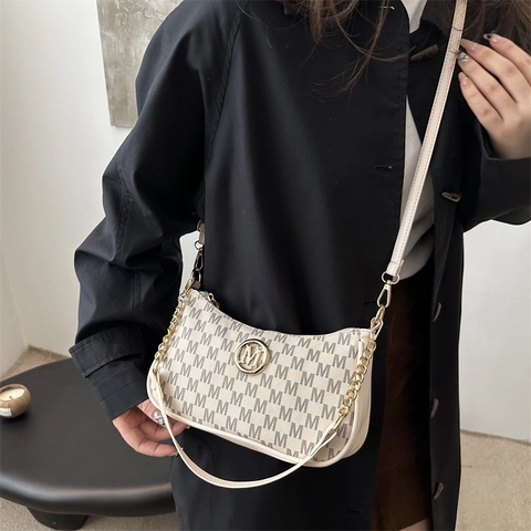 Bolso Hobo Cruzado Para Mujer Estampado Monograma Retro Cuero PU Bolso De Hombro Axila Logo Metal Dorado Cadena