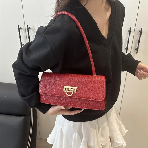 Französische Minimalistische Baguette Tasche Damen Retro Krokodilmuster Gewebte Unterarm Schultertasche Gold Schloss PU Leder