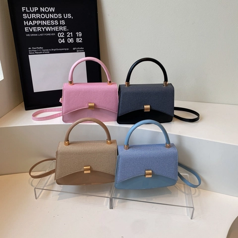 Borsa a Tracolla Piccola Quadrata in Pelle PU di Tendenza Donna Moda Semplice Borsa a Tracolla Elegante Borsa a Mano Pendolare Con Fibbia in Metallo