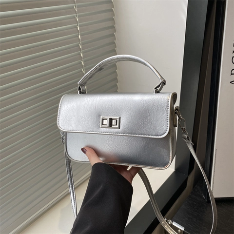 Mode PU Leder Kleine Quadratische Umhängetasche Für Damen Urban Minimalistisch Metall Drehverschluss Handtasche Mit Verstellbarem Schultergurt
