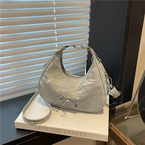 Borsa Hobo Da Donna In Pelle PU Mezzaluna Arricciata Borsa A Tracolla Con Fiocco Decorativo Versatile Di Tendenza
