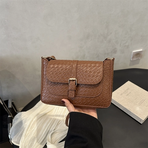 Women Crossbody Bag PU Leather Woven Texture Crocodile Pattern Flip Gold Buckle Retro Minimalist Small Square Purse