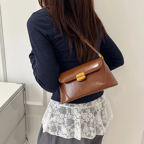 Borsa a Spalla da Donna Baguette Pelle PU Lucida Sottobraccio Fibbia Quadrata Dorata Vintage Minimalista Borsa a Tracolla Donna