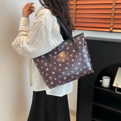 Women Cute Printed Tote Bag PU Leather Large Capacity Shoulder Handbag Commute Style Fashionable