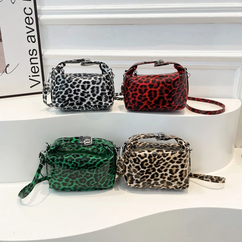 Women Leopard Print PU Leather Crossbody Bag Fashion Street Style Glossy Small Square Shoulder Bag With Adjustable Strap
