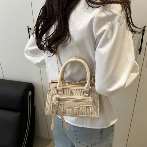 Gewebte Umhängetasche Damen Stroh PU Leder Handtasche Quasten Reißverschluss Kleine Quadratische Sommer Mode Urlaub