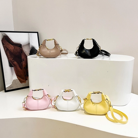 Bolso de Mano Mini Media Luna de Cuero PU para Mujer Minimalista Color Sólido Cerradura Dorada Bolso de Hombro Cruzado Moda Pequeño Bolso Hobo