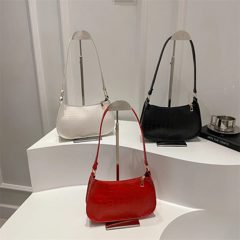 Women Retro Croc Effect Underarm Bag Minimalist PU Leather Shoulder Bag Fashion Zipper Half Moon Small Square Bag