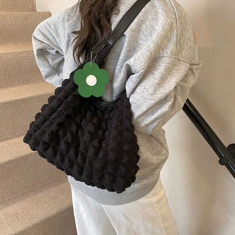 Sac à Épaule Femme Texture à Bulles Pendentif Fleur Bandoulière en Cuir PU Léger Cabas Décontracté Sac Sous le Bras