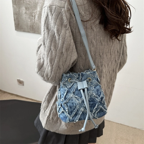 Borsa Secchiello Denim Donna Trapuntata Rombo Bordi Sfilacciati Coulisse Borsa Tracolla Retro Blu Tracolla PU