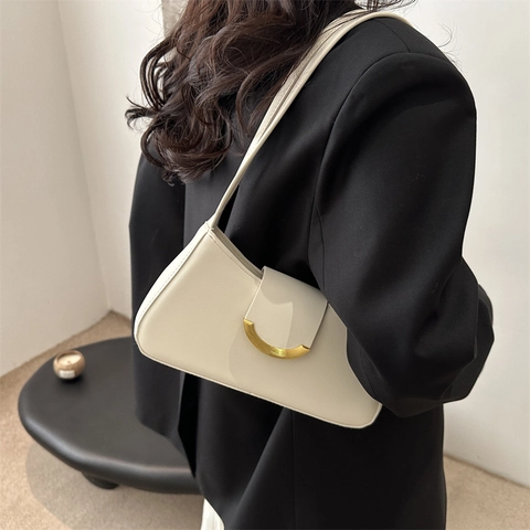 Minimalist Underarm Baguette Bag PU Leather Gold Half Moon Buckle Retro Solid Color Shoulder Bag For Women