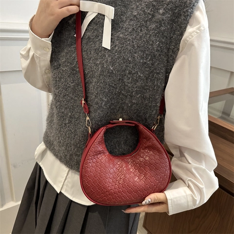 Bolso de Hombro Media Luna para Mujer Textura Tejida Cuero Artificial Minimalista Color Sólido Bolso de Cruzado