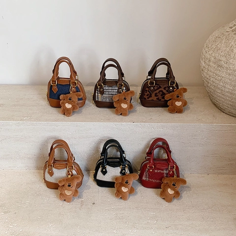 Mini Umhängetasche PU Leder Leopard Karo Denim Muschelform Für Kleinkinder Mädchen Mit Plüschbär Anhänger