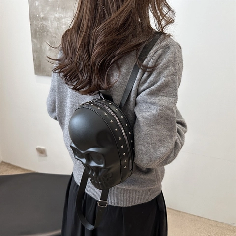 3D Skull Shaped Backpack PU Leather Gothic Punk Bag With Metal Rivets Zipper Closure For Women Halloween Daily Use