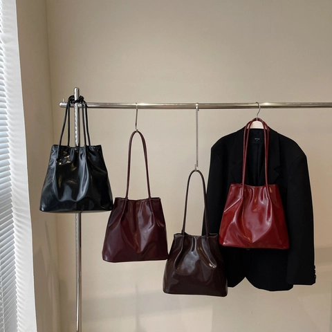 Vintage Große Kapazität Tragetasche Für Damen 2024 Herbst Winter Lässig Einfache Glänzende PU Leder Schulter Pendler Handtasche