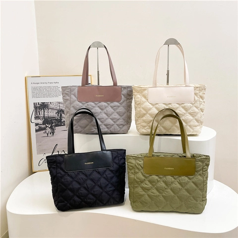 Damen Große Kapazität Nylon Gesteppte Shopper Rautenmuster Casual Pendeln Einzelne Schultertasche Mode Handtasche
