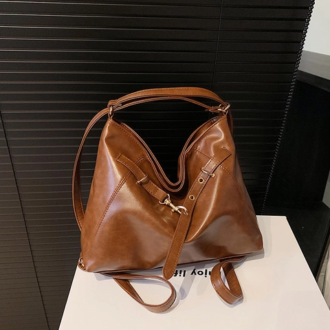 Vintage Large Capacity PU Leather Tote Bag Fashion Shoulder Bag Women Daily Commute Versatile Backpack With Bear Charm