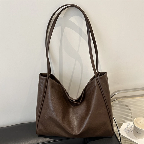 Women's Large Capacity PU Leather Tote Bag Vintage Solid Color Commuter Shoulder Bag With Magnetic Closure Fashion Handbag