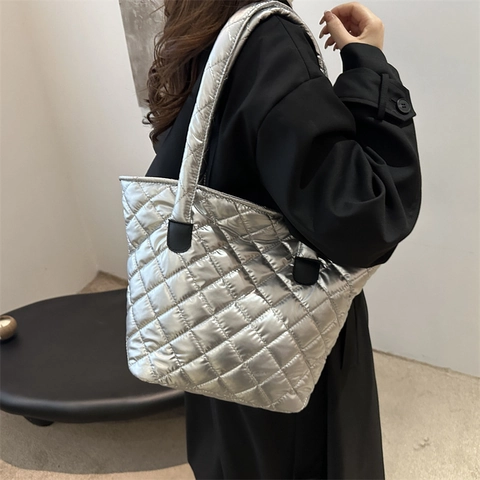 Gesteppte Puffer Tote Bag Metallic Große Kapazität Rautenmuster Schultertasche Für Frauen Täglicher Pendelverkehr