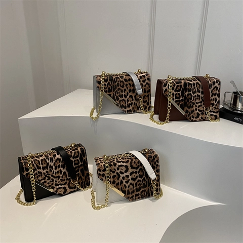 Women Fashion Leopard Print Contrast Color Small Square Bag Elegant PU Leather Chain Shoulder Crossbody Bag For Daily Commuting